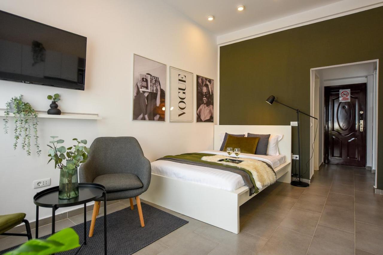 Classy Comfort - Chic Studio On Regina Elisabeta Bukarest Exterior foto